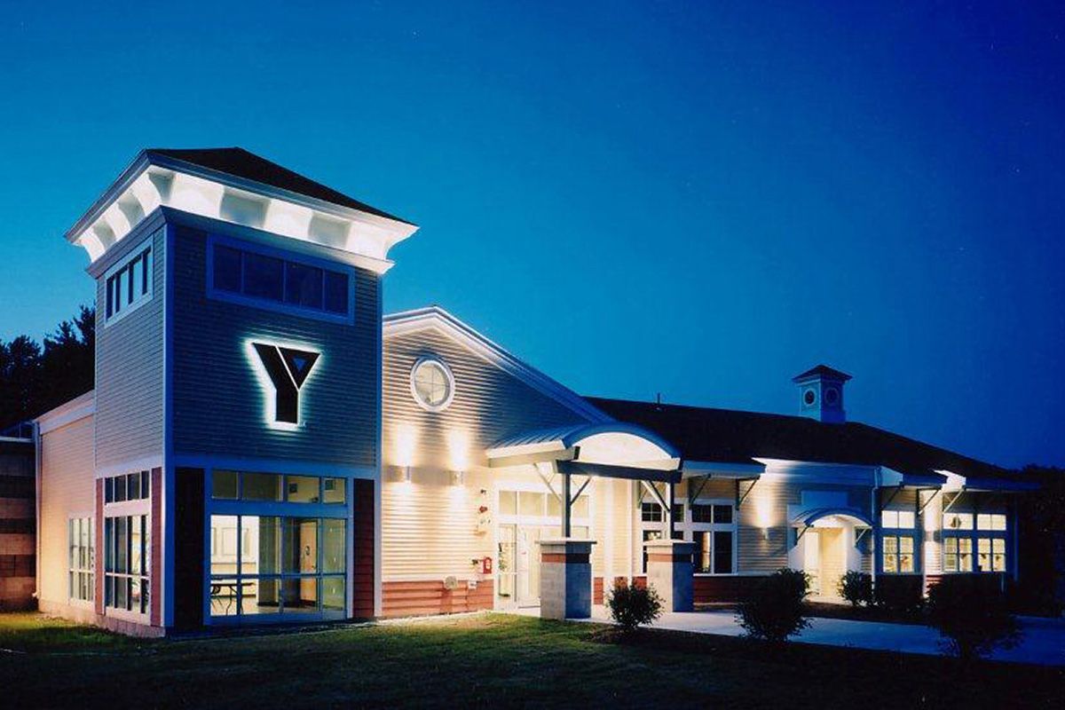 01-ymca-foxboro-exterior-building