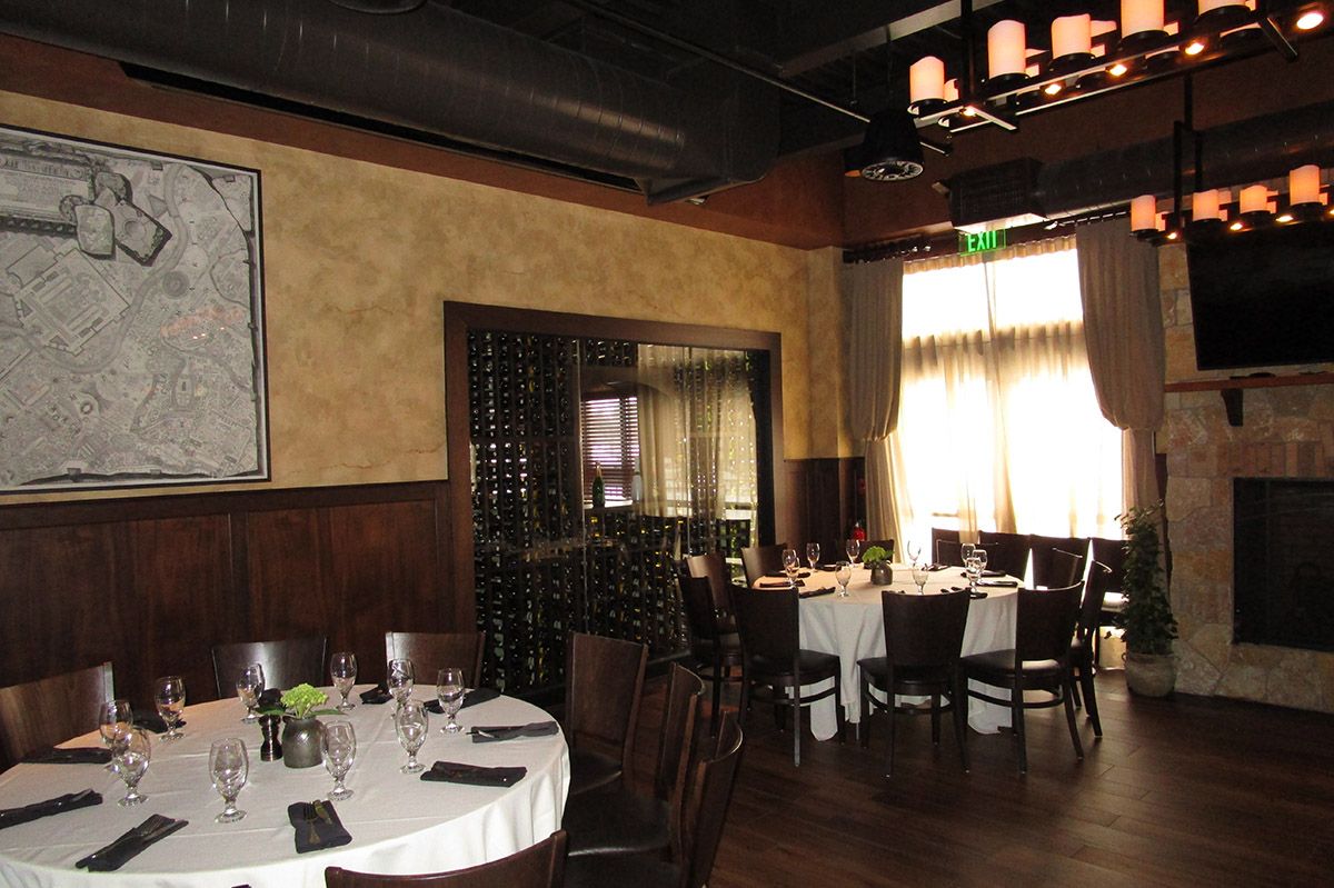 6-tuscan-custom-restaurant-builders