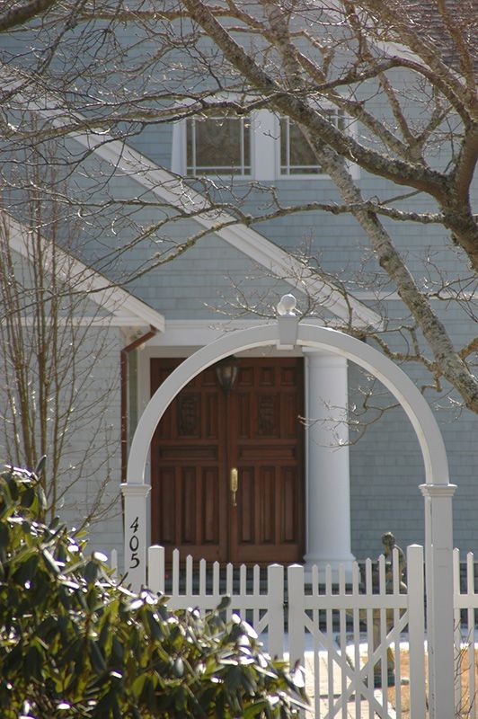 custom-home-entrance